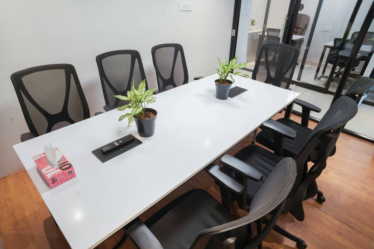 Graph showing increase in freelancer demand since 2020